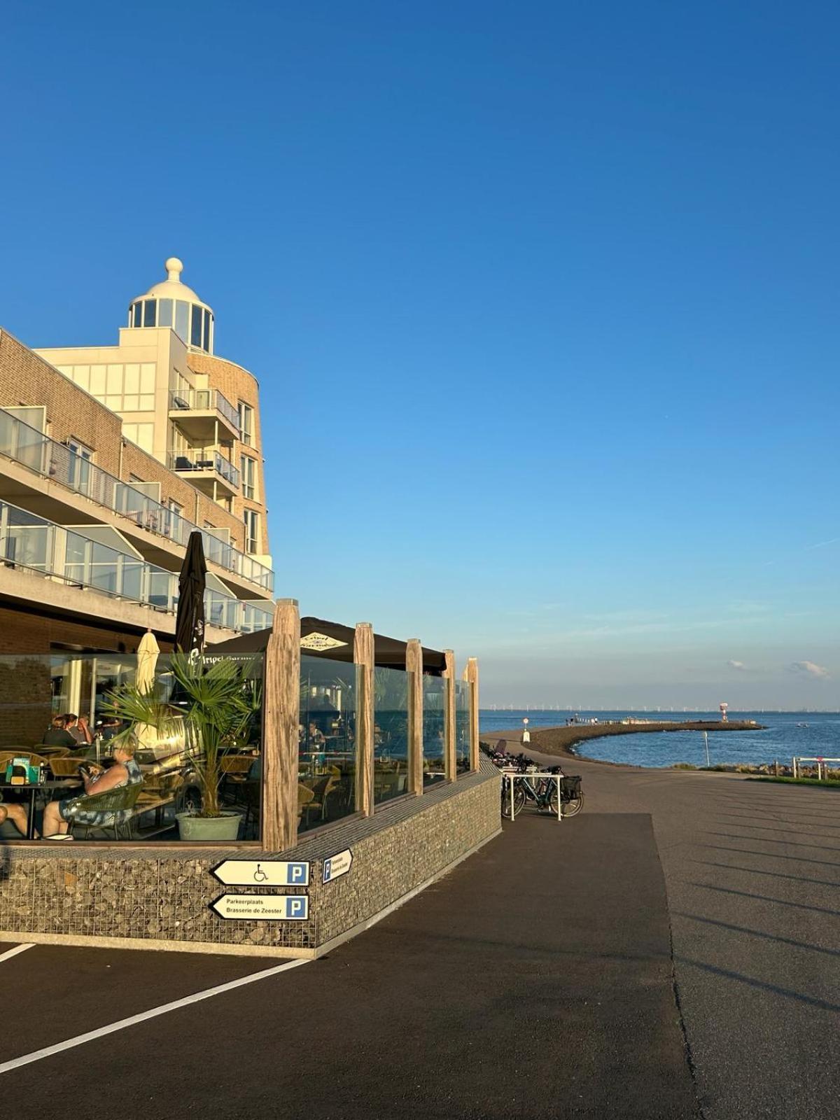 Oosterschelde Lodge Met Veel Privacy En Dicht Bij Het Water Scherpenisse Eksteriør bilde